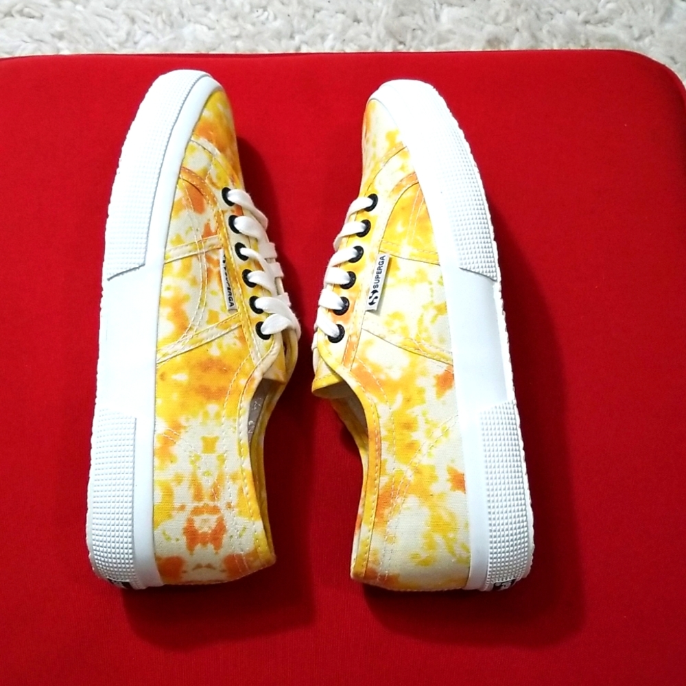 SUPERGA SNEAKERS
